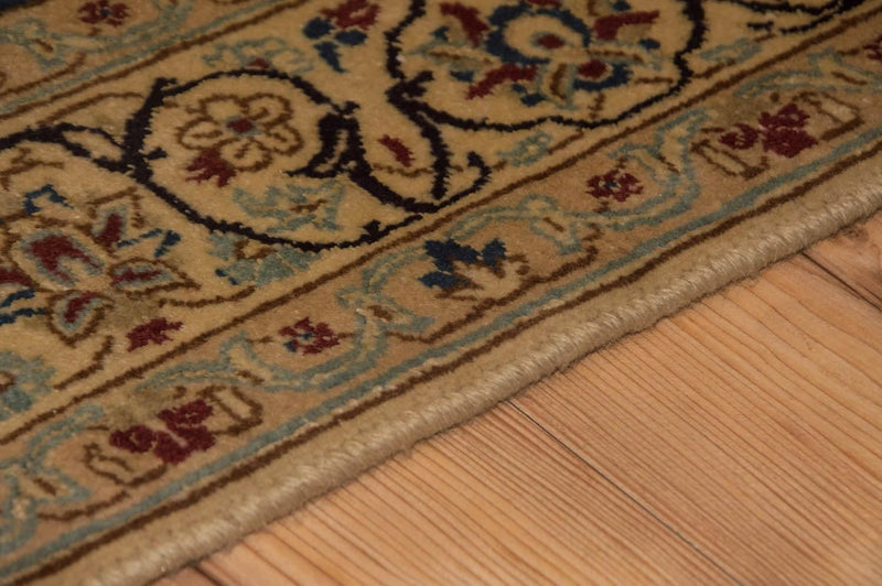 Dywan perski - Nain - Królewski - 215 x 132 cm - beżowy