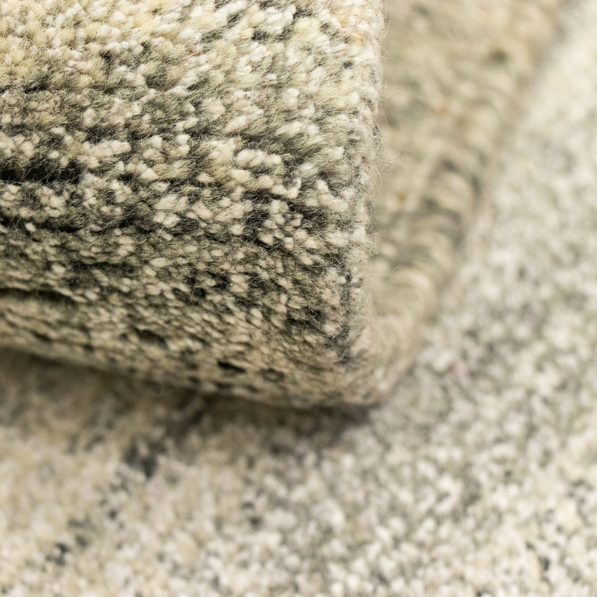 Dywan z Nepalu - 140 x 73 cm - szary