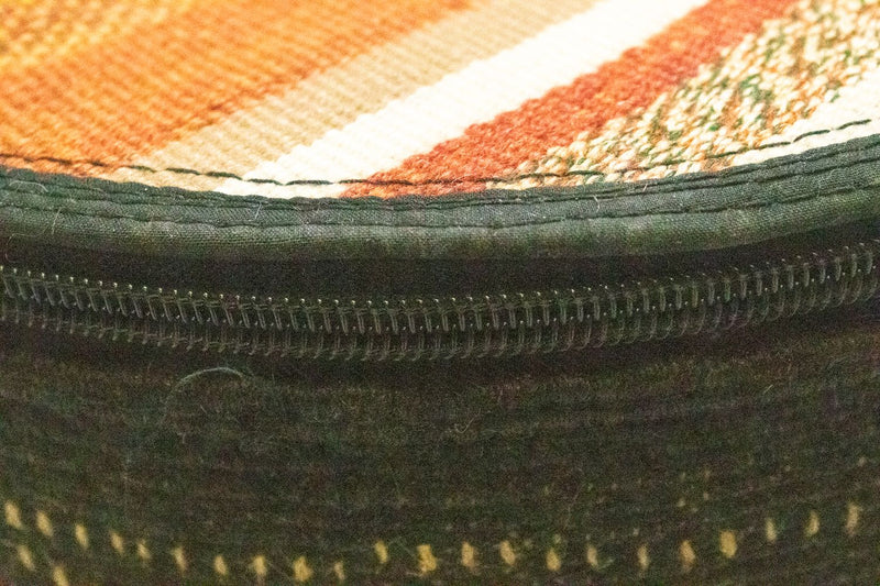 Sitzmöbel sonderform  - 50 x 40 cm - mehrfarbig