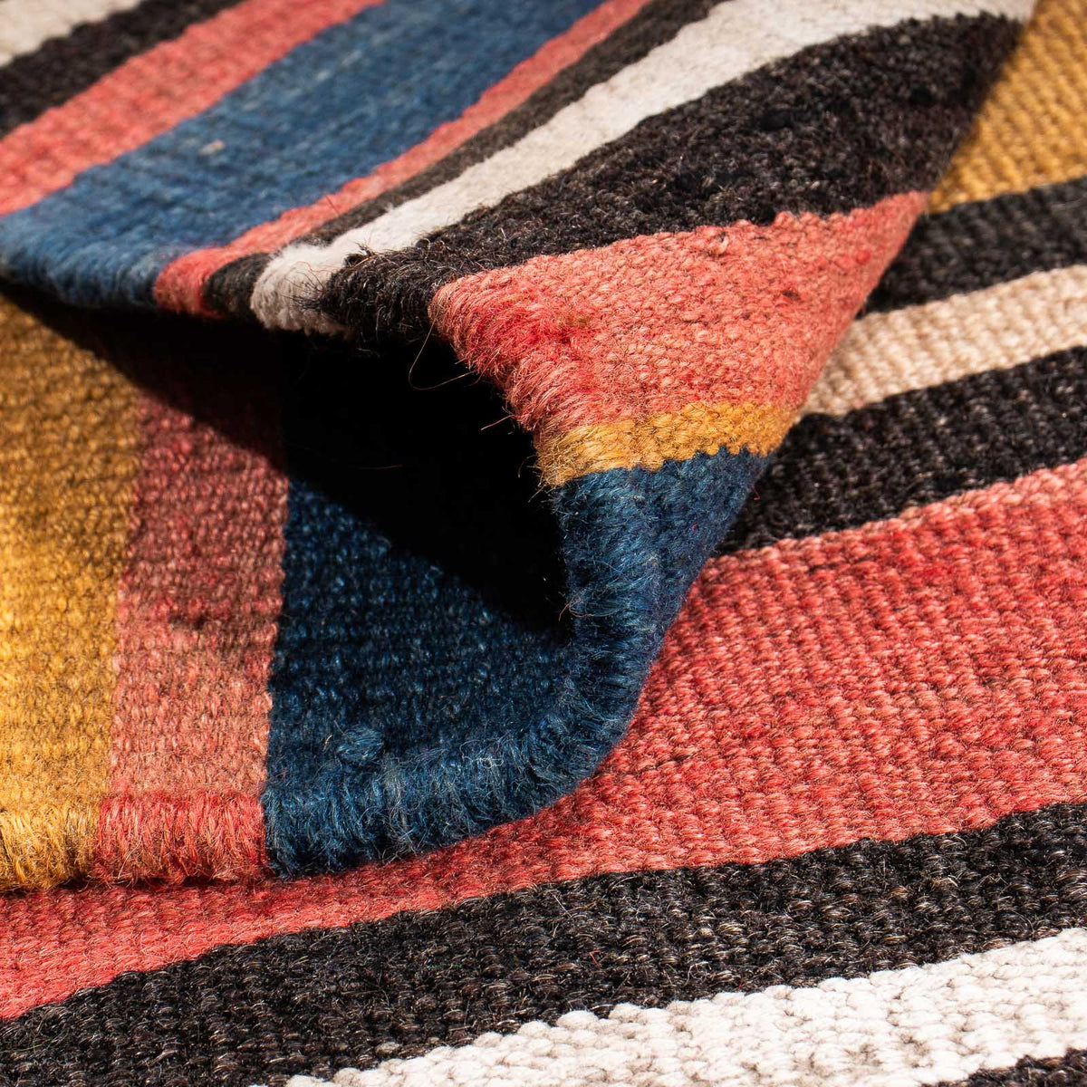 Dywan Kelim - Stary kwadratowy  - 140 x 130 cm - wielokolorowy