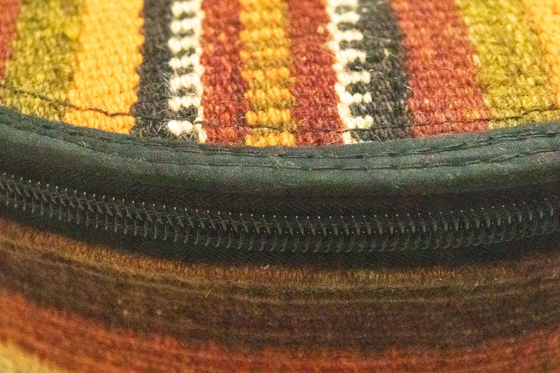 Sitzmöbel sonderform  - 42 x 36 cm - mehrfarbig