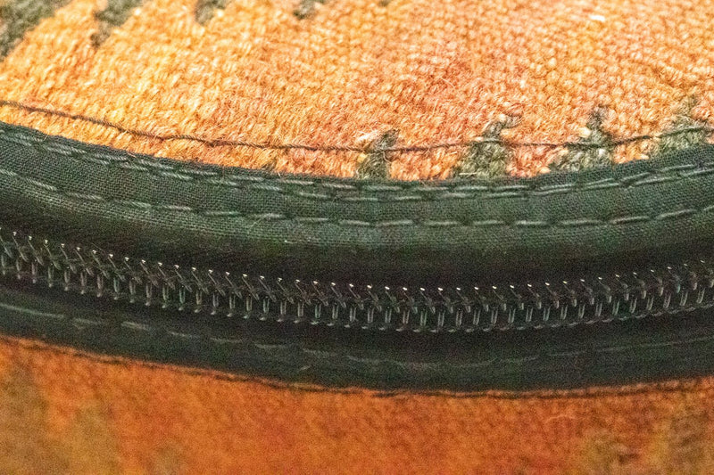 Sitzmöbel sonderform  - 42 x 36 cm - mehrfarbig