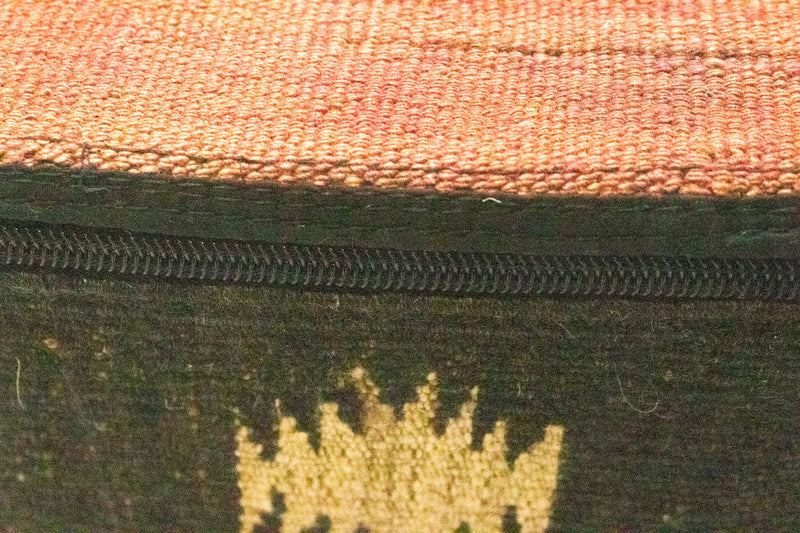 Sitzmöbel sonderform  - 30 x 30 cm - mehrfarbig