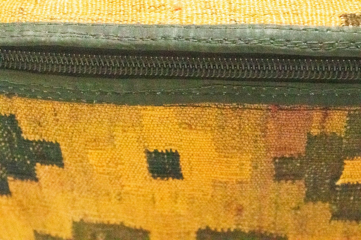 Sitzmöbel sonderform  - 30 x 30 cm - mehrfarbig