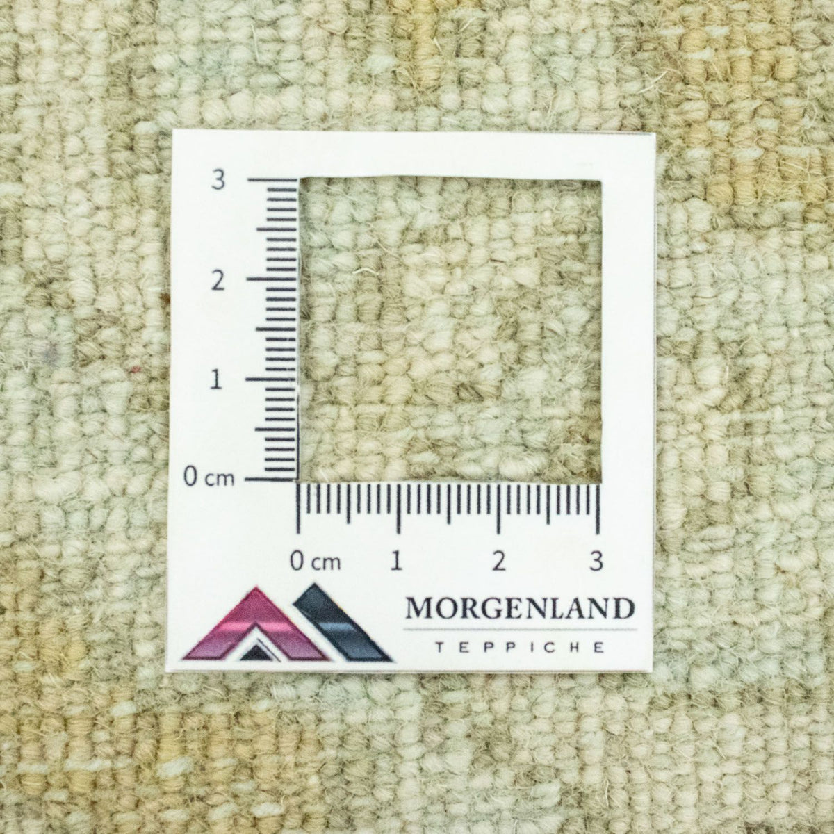 Designerski dywan kwadratowy  - 63 x 60 cm - beżowy