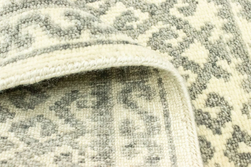 Designerski dywan - 88 x 62 cm - szary