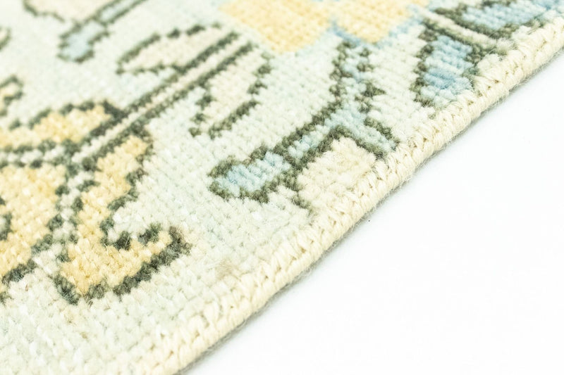 Designerski dywan - 93 x 58 cm - beżowy