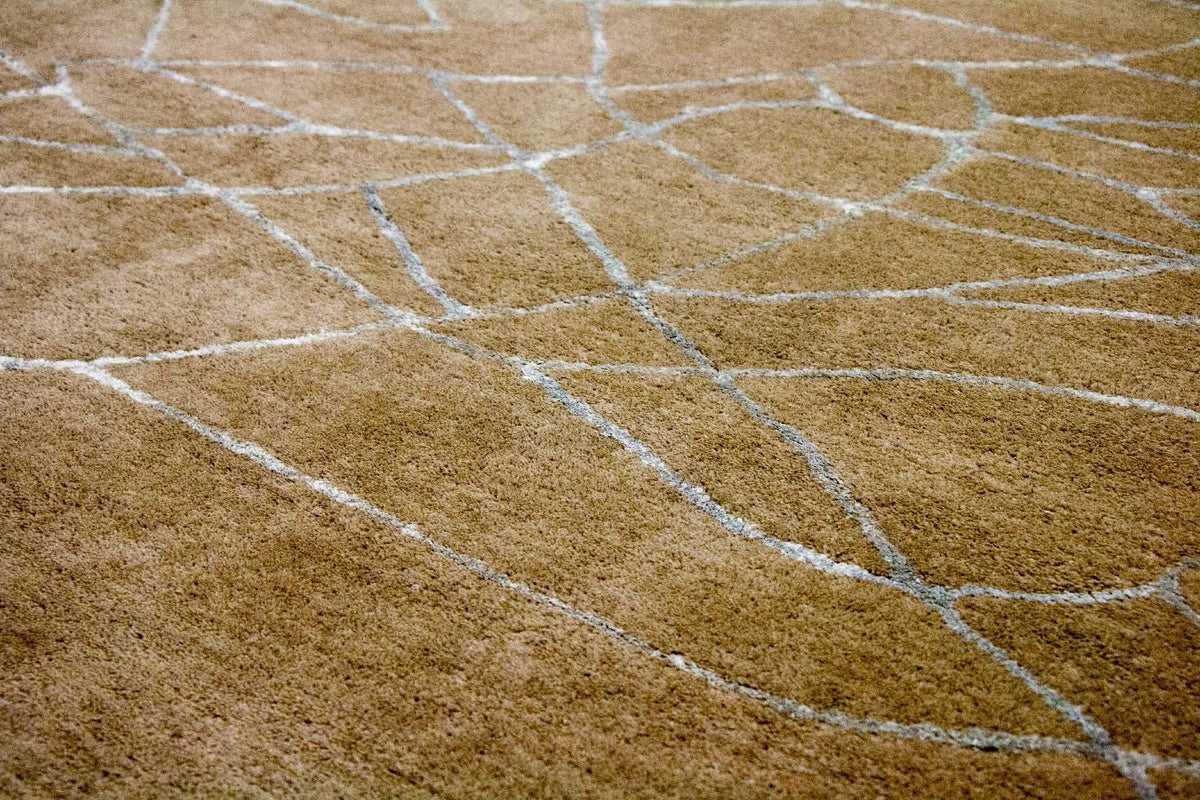 Designerski dywan - 243 x 150 cm - brązowy