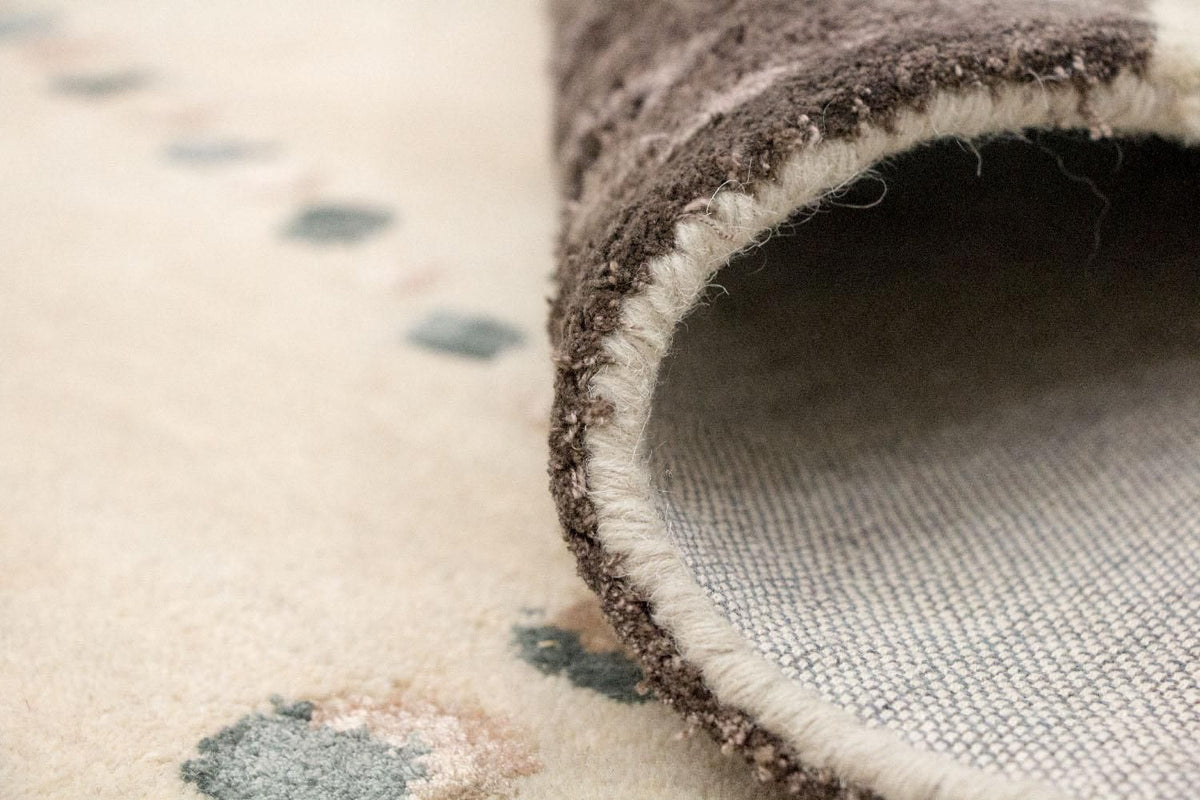 Designerski dywan - 244 x 153 cm - beżowy