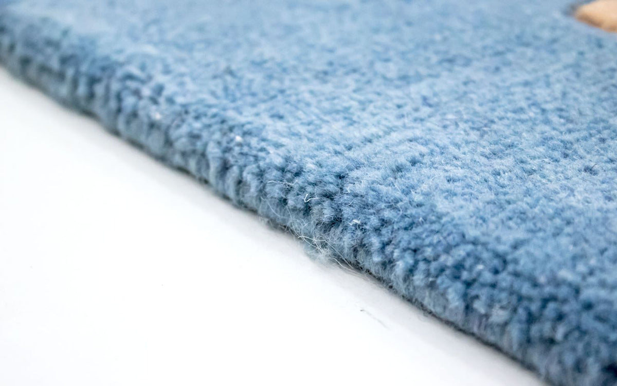 Dywan z Nepalu - 140 x 70 cm - jasnoniebieski