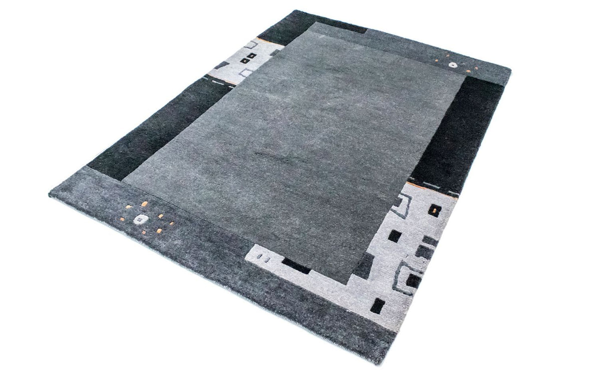 Dywan z Nepalu - 180 x 124 cm - srebrny