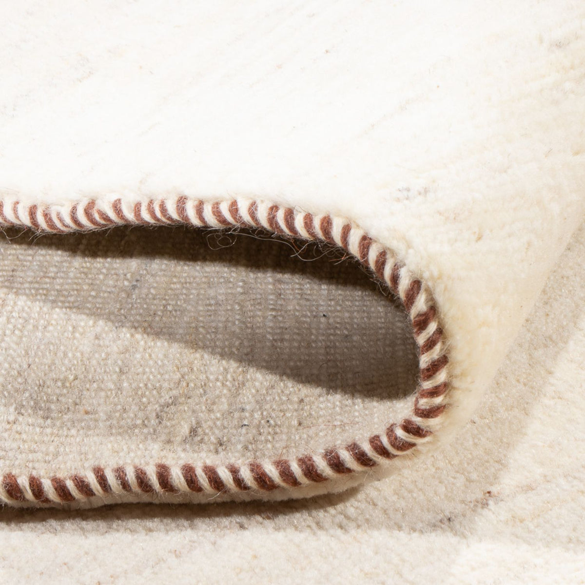 Dywan Gabbeh - perski - 253 x 171 cm - biały