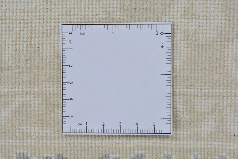 Dywan orientalny - 238 x 176 cm - kremowy