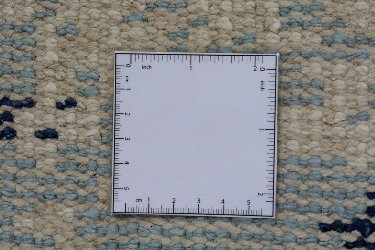 Designerski dywan - 243 x 176 cm - kremowy