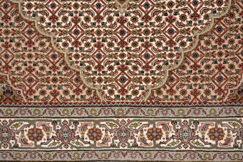 Dywan orientalny - Tabriz - 177 x 125 cm - ciemny beż
