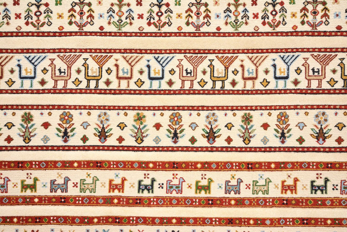 Dywan orientalny - 245 x 177 cm - jasny beż