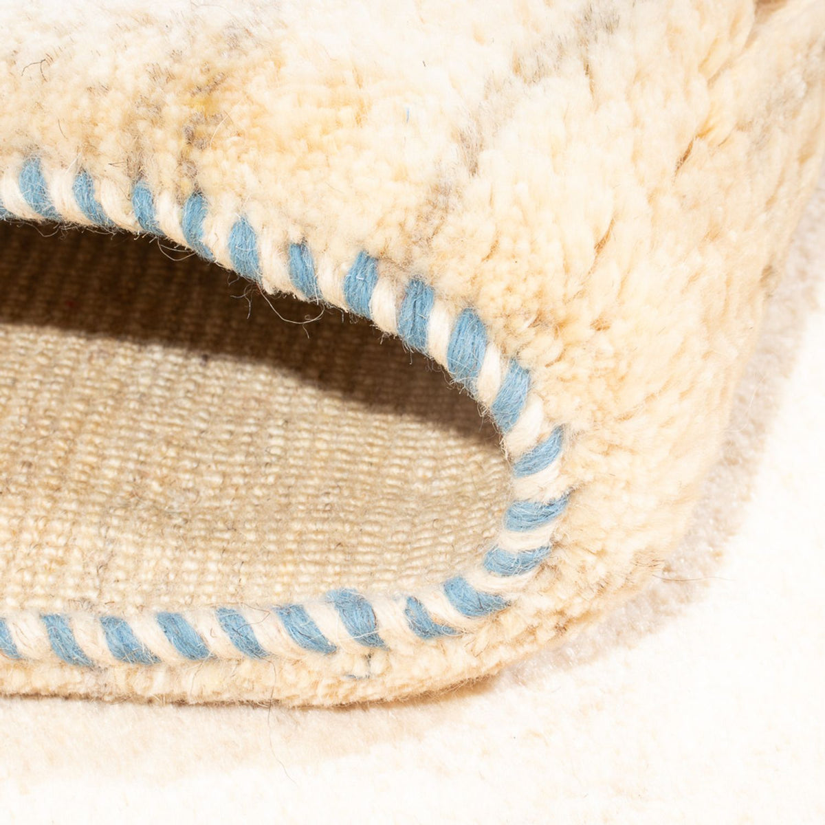 Dywan Gabbeh - perski - 196 x 156 cm - naturalna biel