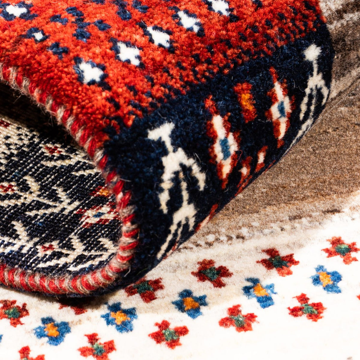 Gabbeh Teppich - Loribaft Perser - Royal - 147 x 103 cm - mehrfarbig