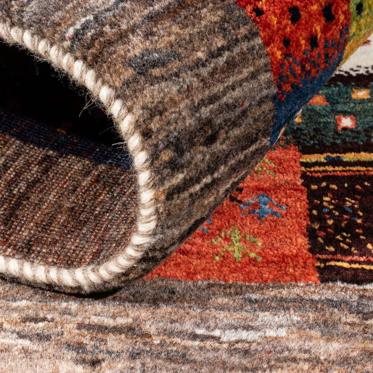 Dywan Gabbeh - Loribaft Perski - Royal - 106 x 81 cm - wielokolorowy