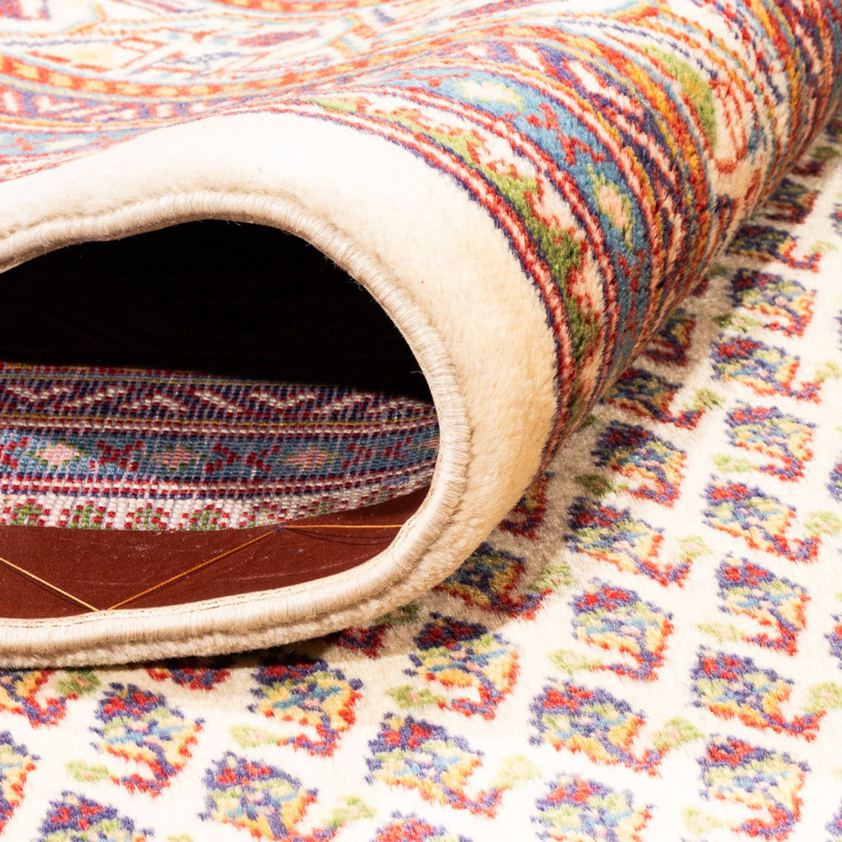 Dywan perski - Mir - 254 x 213 cm - jasny beż