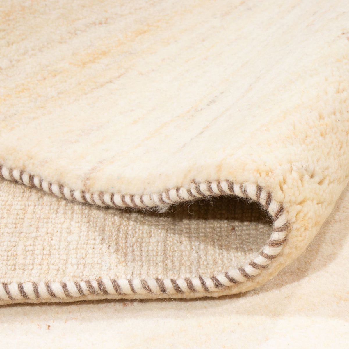 Dywan Gabbeh - perski - 238 x 175 cm - jasny beż