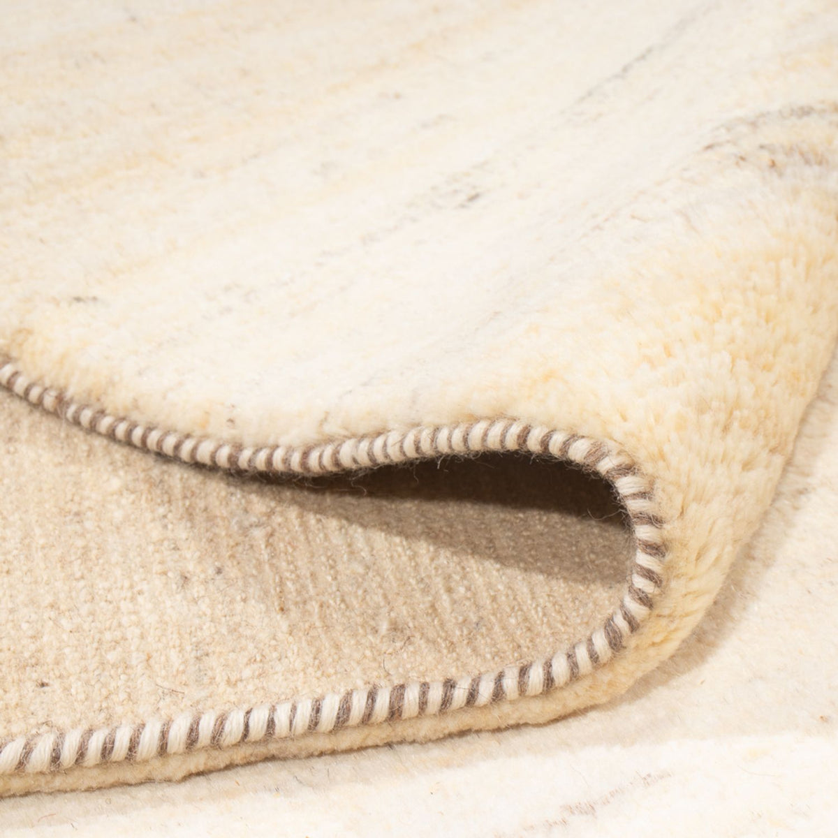 Dywan Gabbeh - perski - 247 x 163 cm - kremowy