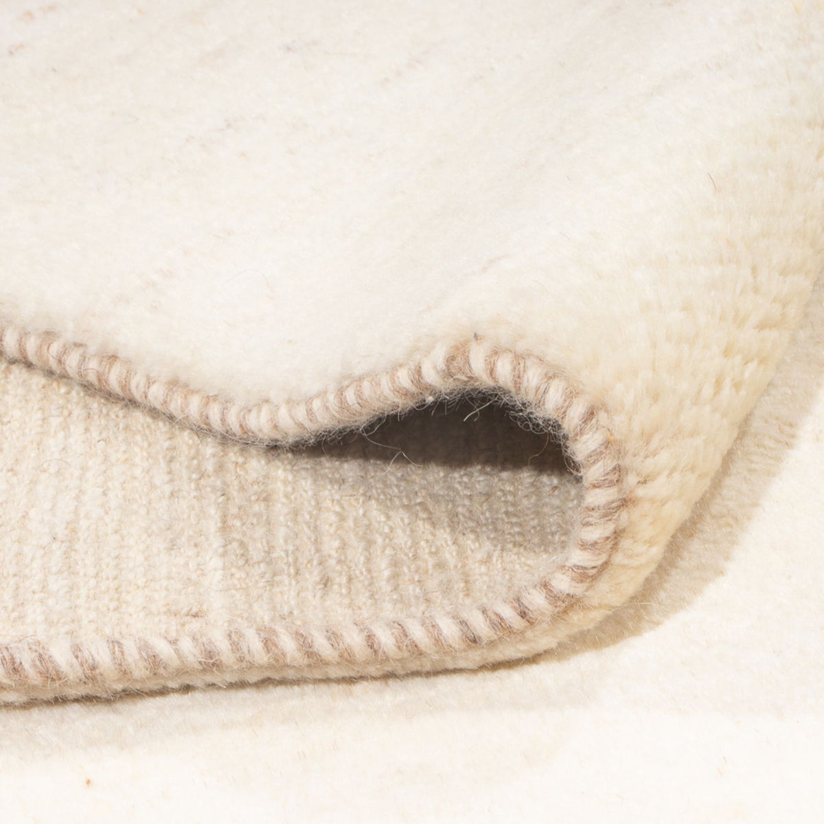 Dywan Gabbeh - perski - 236 x 200 cm - biały