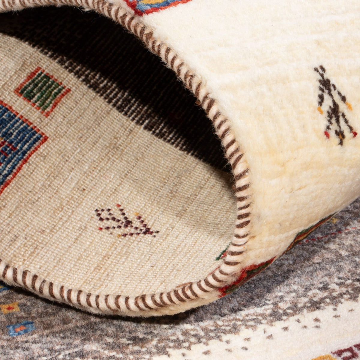 Dywan Gabbeh - Loribaft Perski - 126 x 84 cm - wielokolorowy