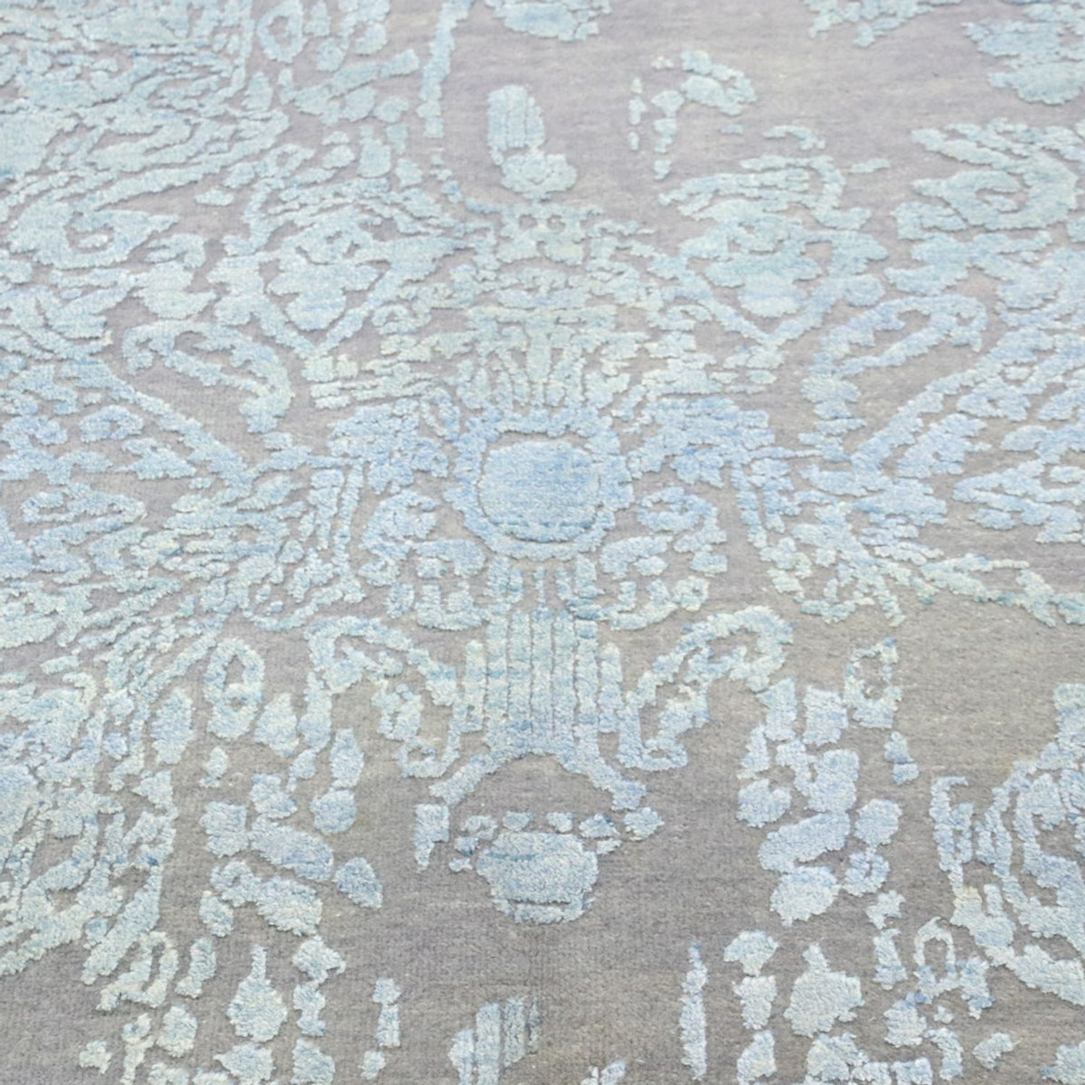 Designerski dywan okrągły  - 243 x 243 cm - jasnoniebieski