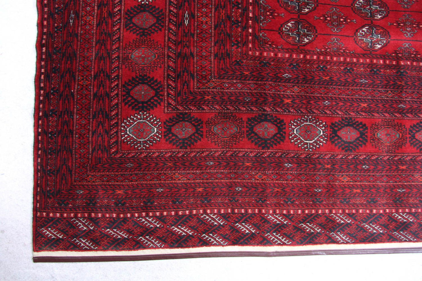 Bukhara Dywan 338x258cm - Dywan orientalny
