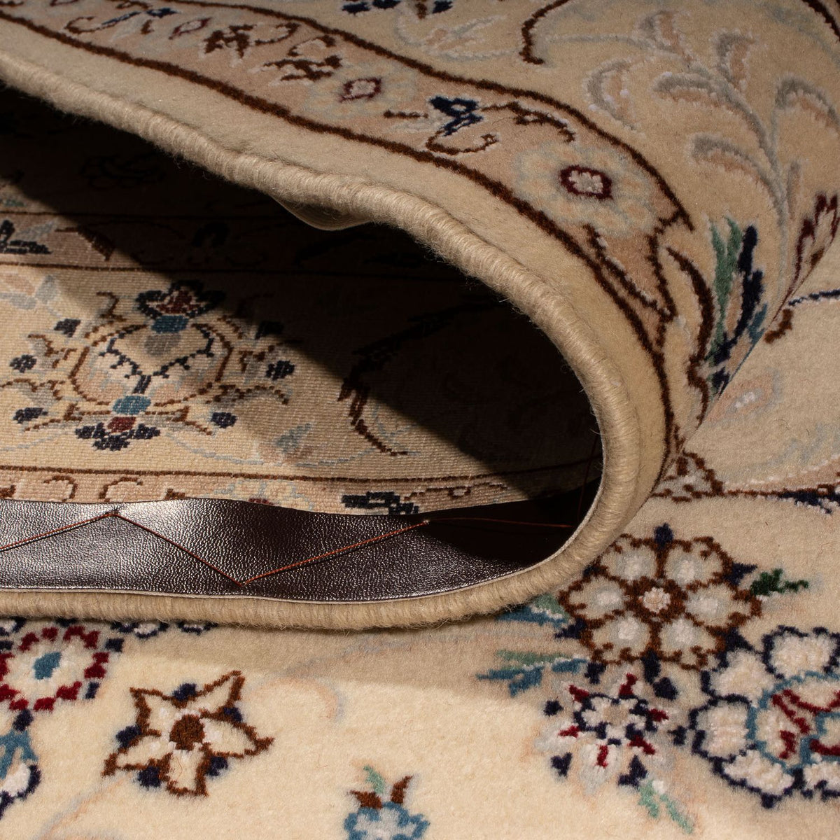 Dywan perski - Nain - Królewski - 211 x 127 cm - beżowy