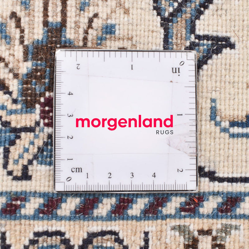 Dywan perski - Nain - 200 x 152 cm - jasny beż