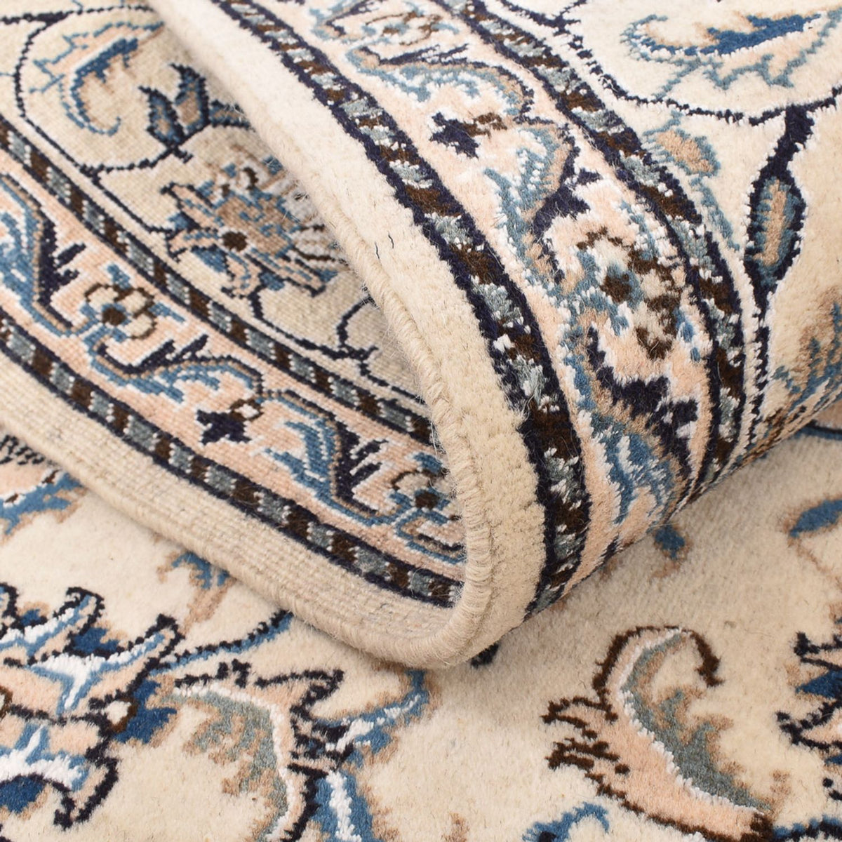 Dywan perski - Nain - 198 x 147 cm - jasny beż