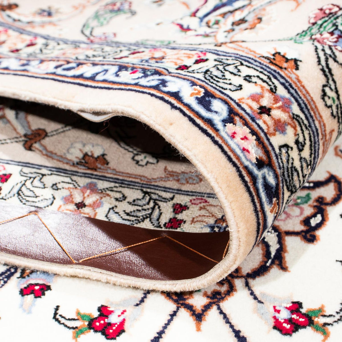 Dywan perski - Isfahan - Premium - 228 x 151 cm - beżowy