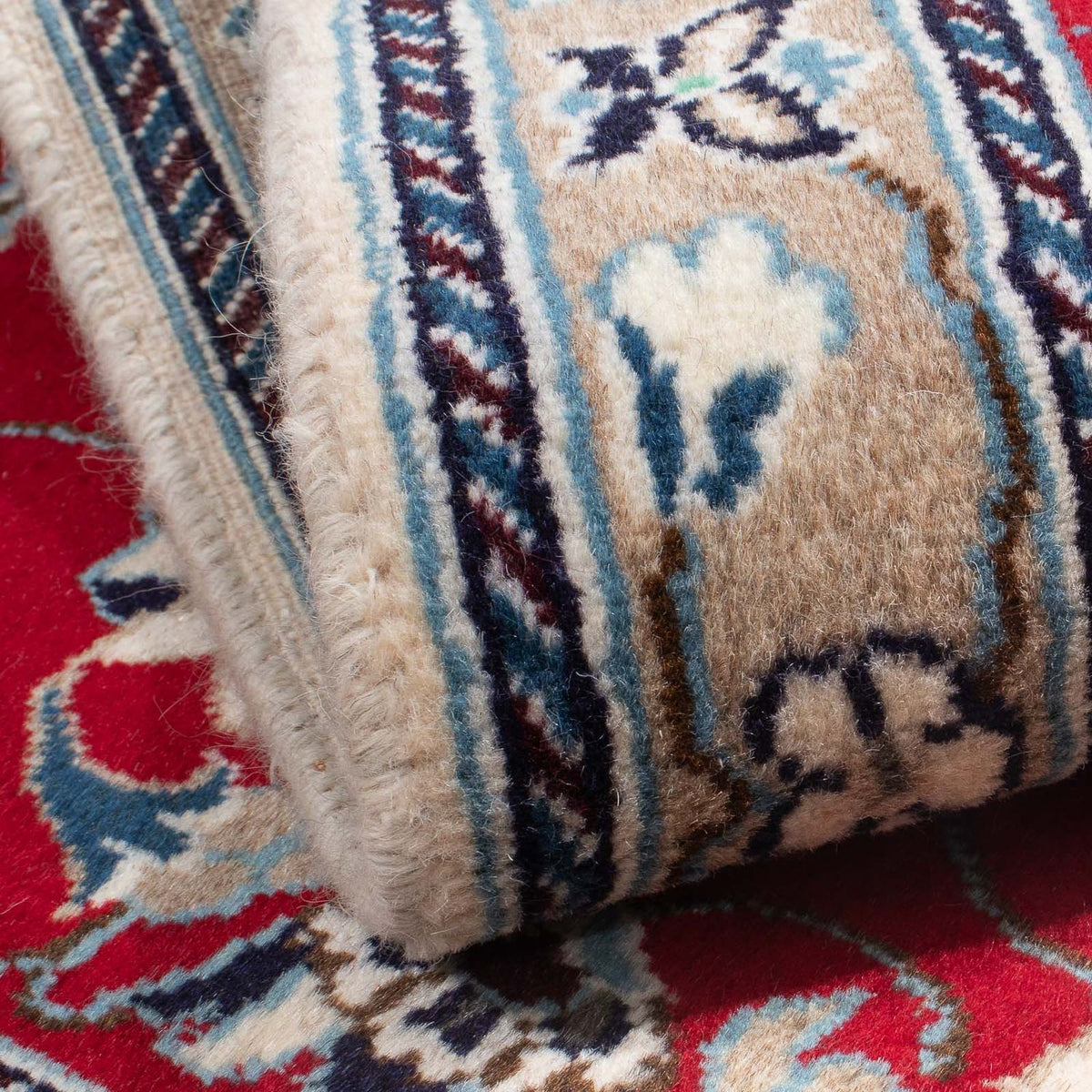 Dywan perski - Nain - 134 x 89 cm - ciemna czerwień