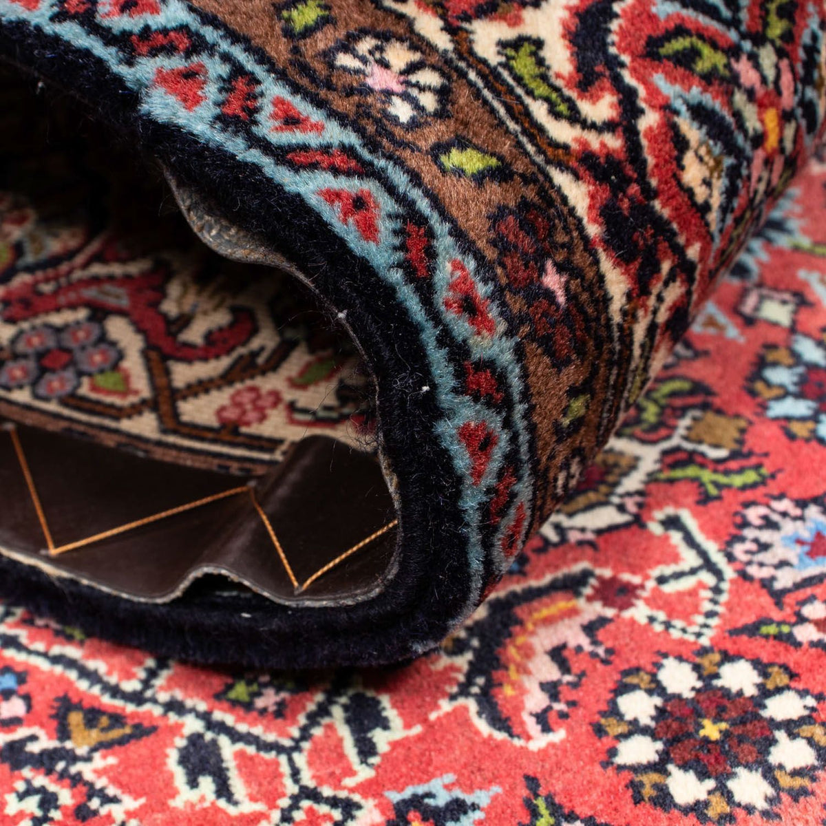 Dywan perski - Bijar - 242 x 135 cm - czerwony