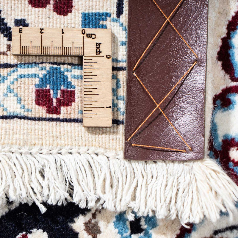 Dywan perski - Nain - 165 x 108 cm - beżowy