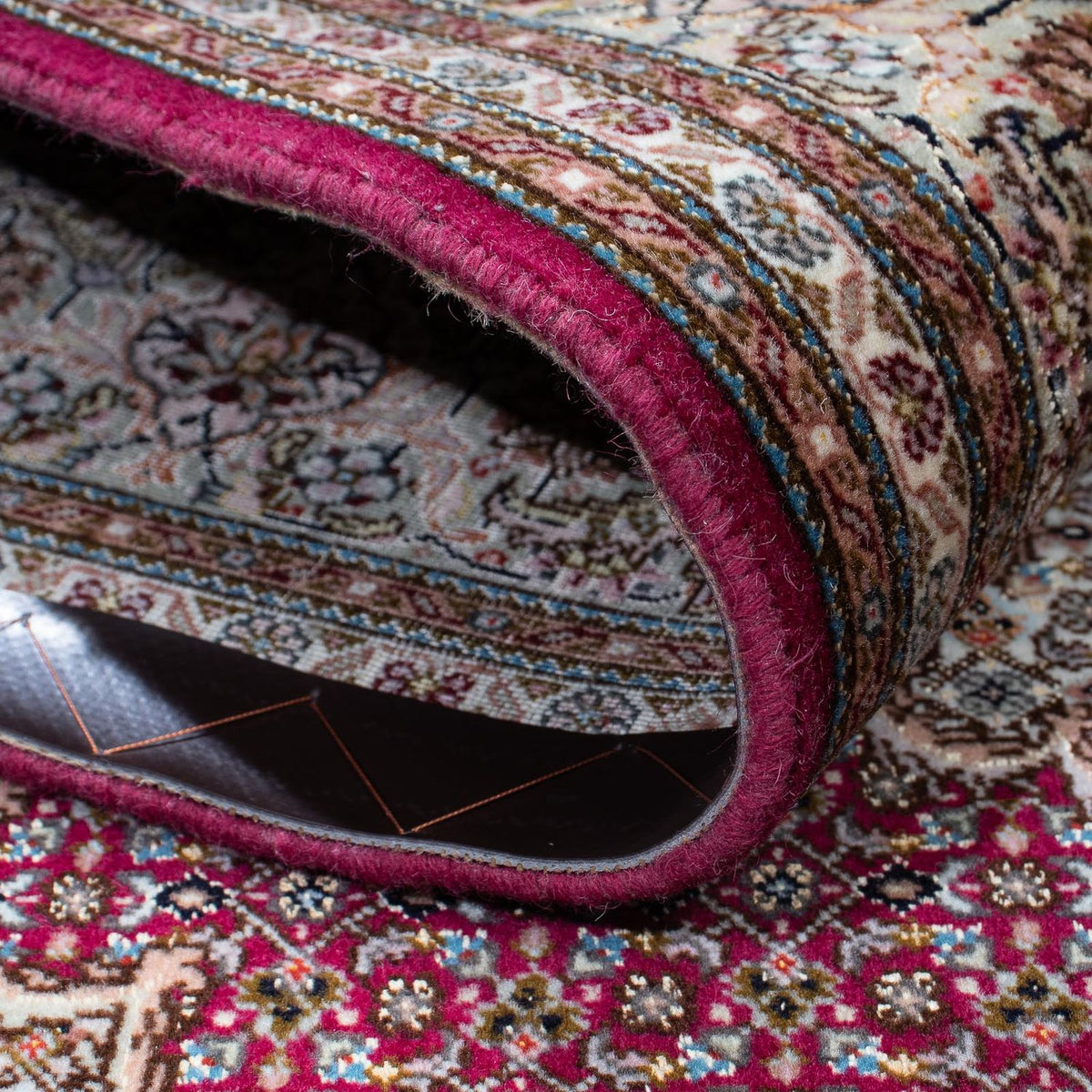 Dywan perski - Tabriz - 206 x 153 cm - ciemna czerwień