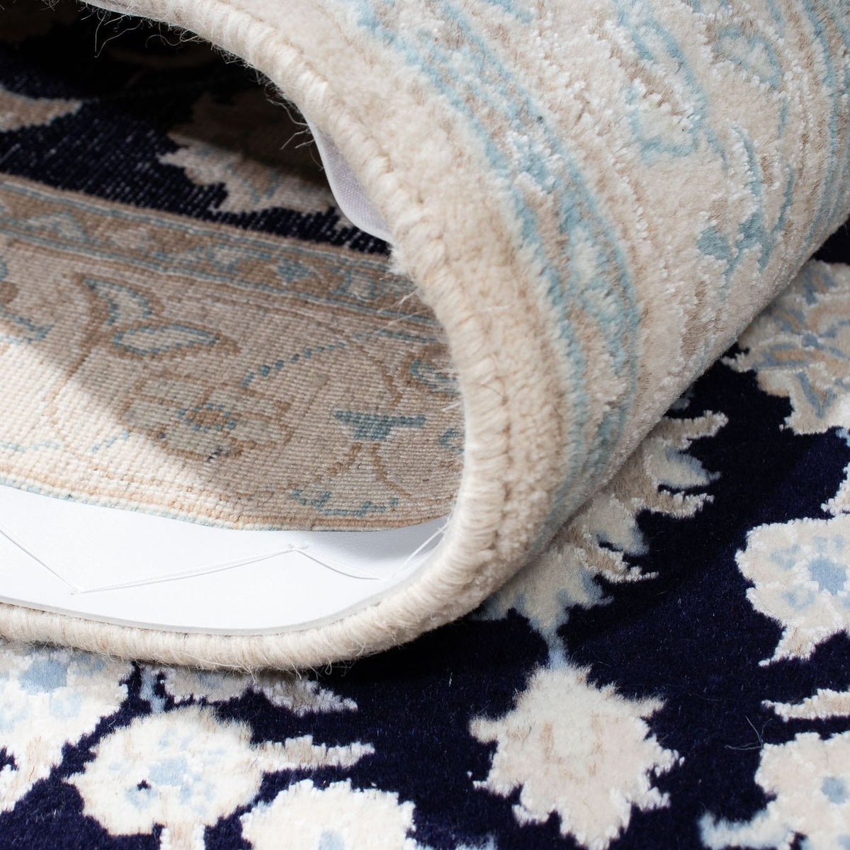 Dywan perski - Nain - Królewski - 204 x 123 cm - beżowy