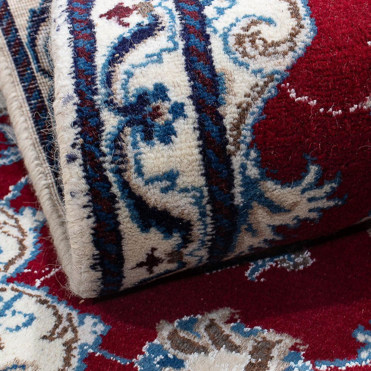 Dywan perski - Nain - 137 x 87 cm - ciemna czerwień