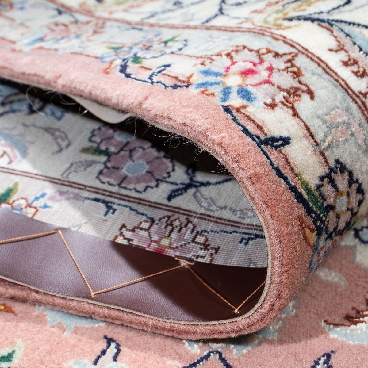 Dywan perski - Tabriz - Królewski - 204 x 154 cm - różowy