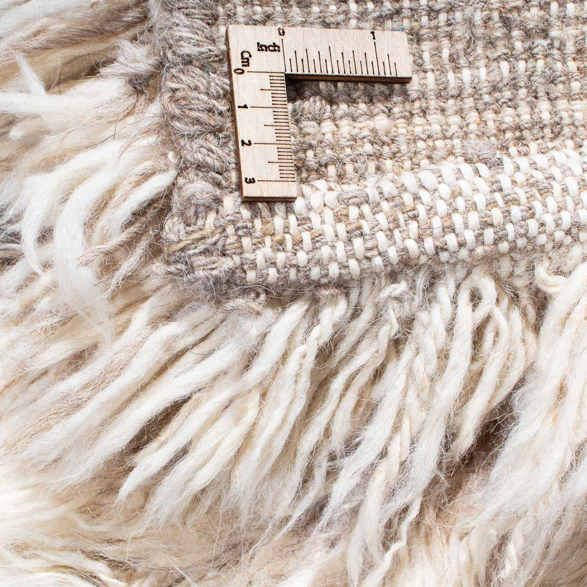 Dywan o wysokim runie - 252 x 172 cm - beżowy