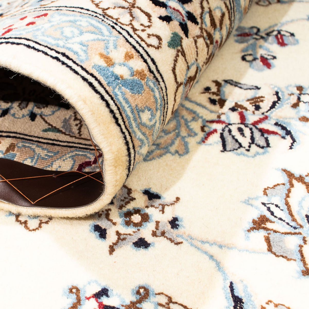 Dywan perski - Nain - Królewski - 232 x 156 cm - beżowy