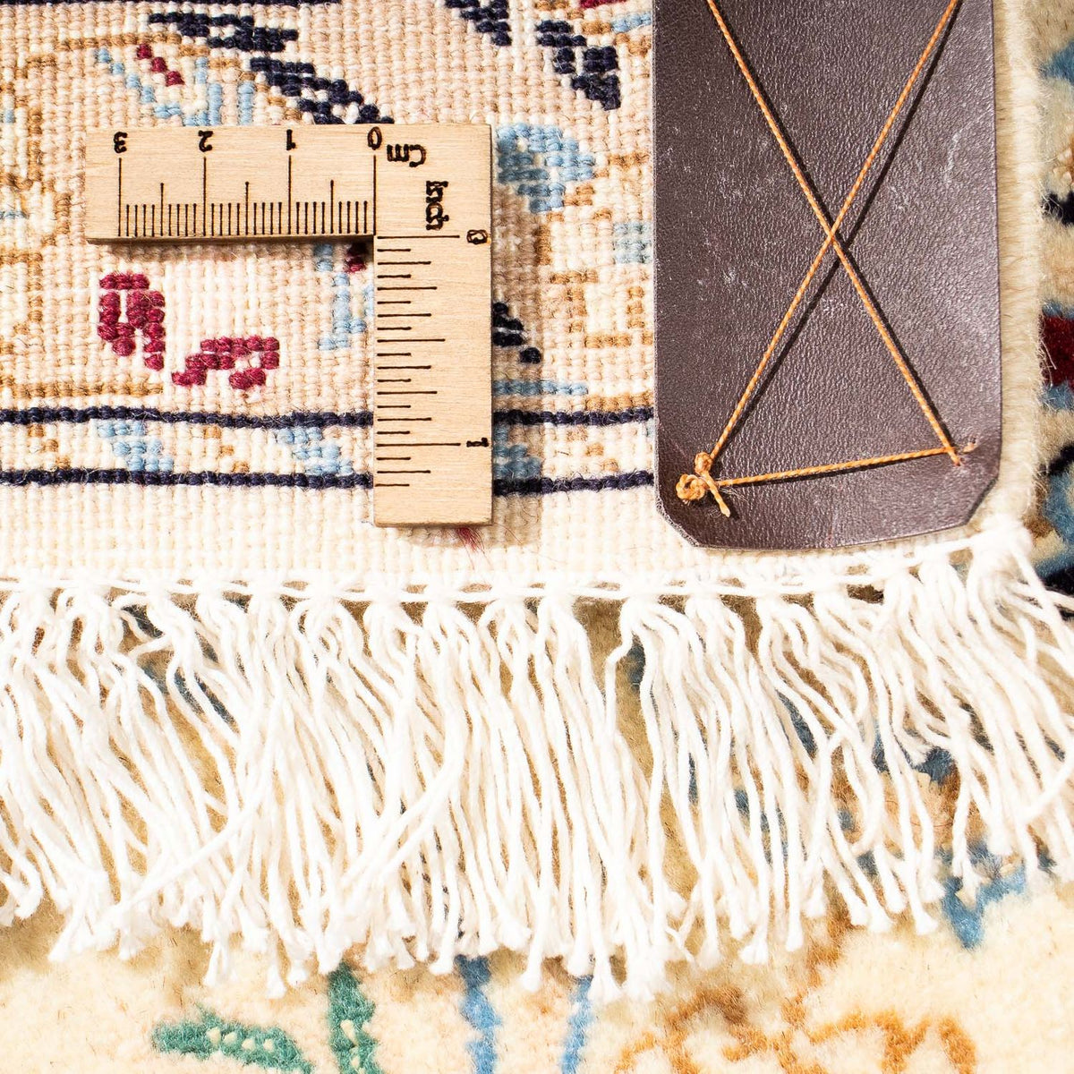 Dywan perski - Nain - Królewski - 236 x 176 cm - beżowy