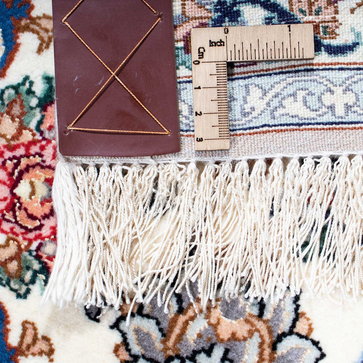 Dywan perski - Isfahan - Premium - 230 x 145 cm - beżowy