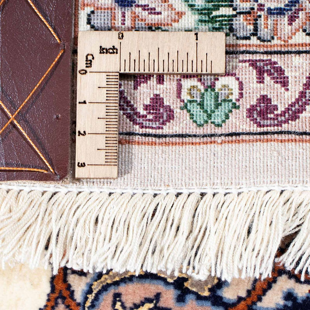 Dywan perski - Isfahan - Premium - 242 x 155 cm - beżowy