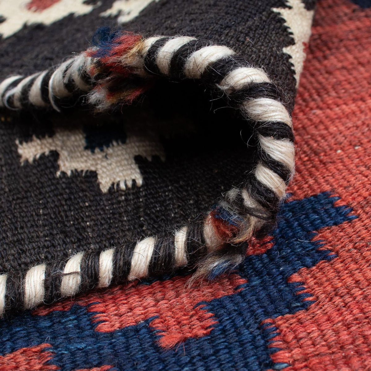 Dywan Kelim - Orientalny kwadratowy  - 144 x 132 cm - ciemna czerwień