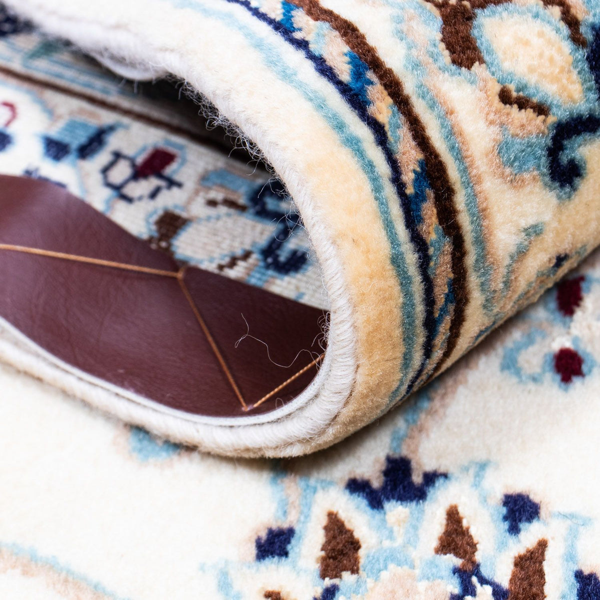 Dywan perski - Nain - 289 x 197 cm - beżowy